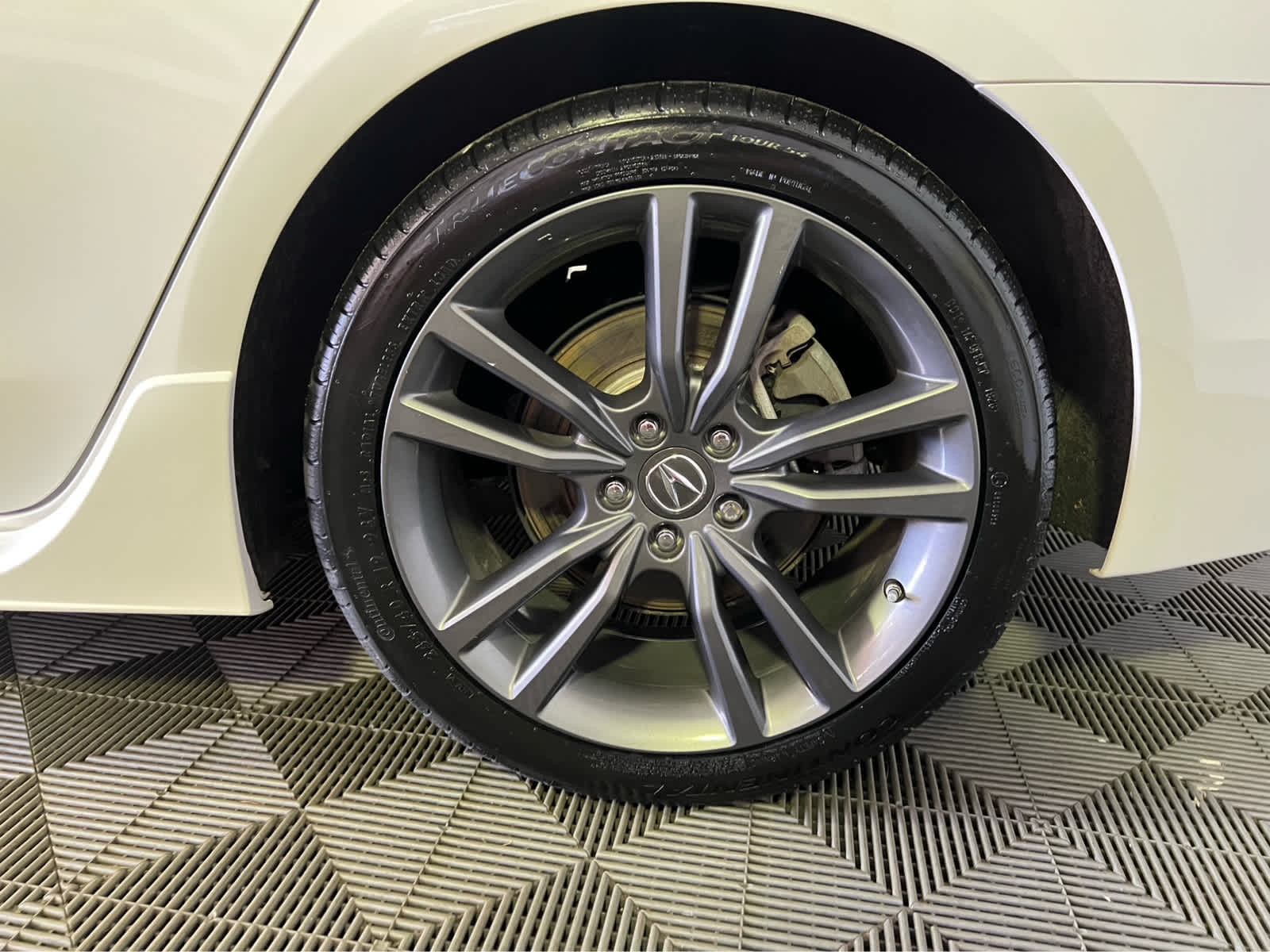 2019 Acura TLX w/A-Spec Pkg