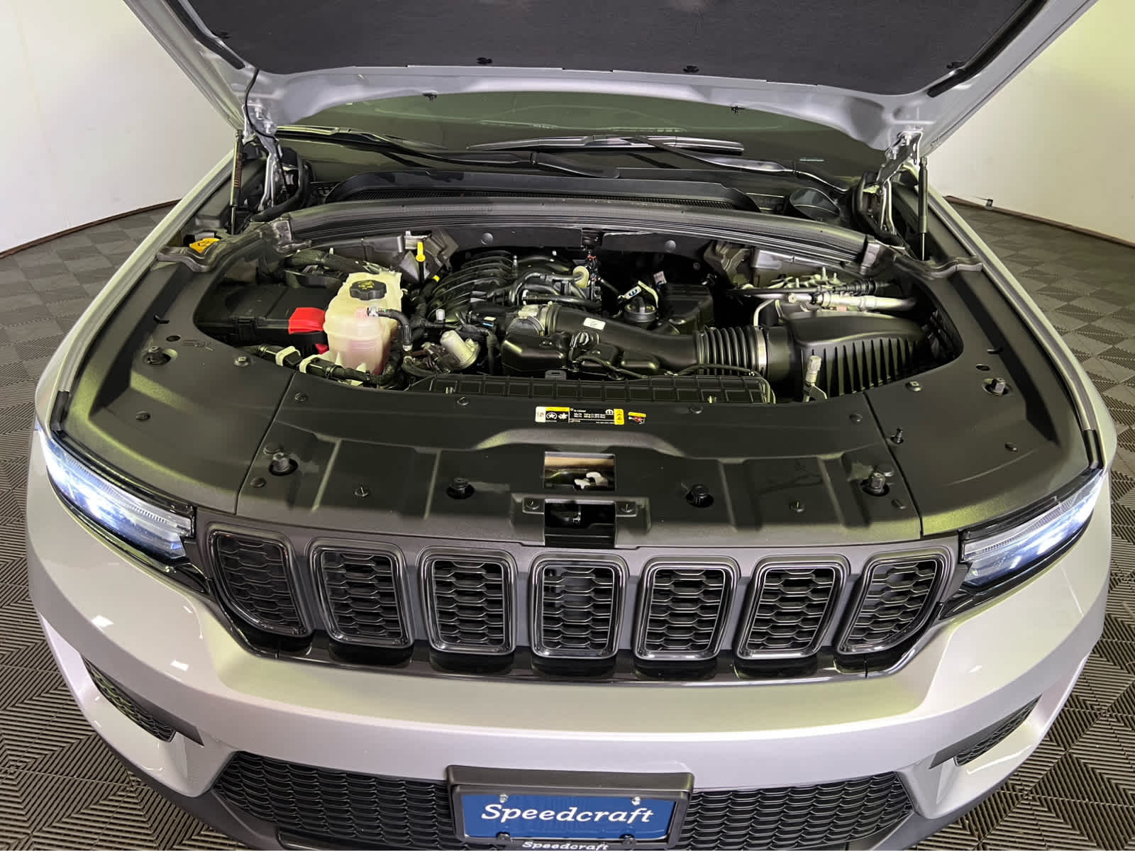 2025 Jeep Grand Cherokee Altitude X