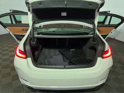 2023 BMW 3 Series 330i xDrive