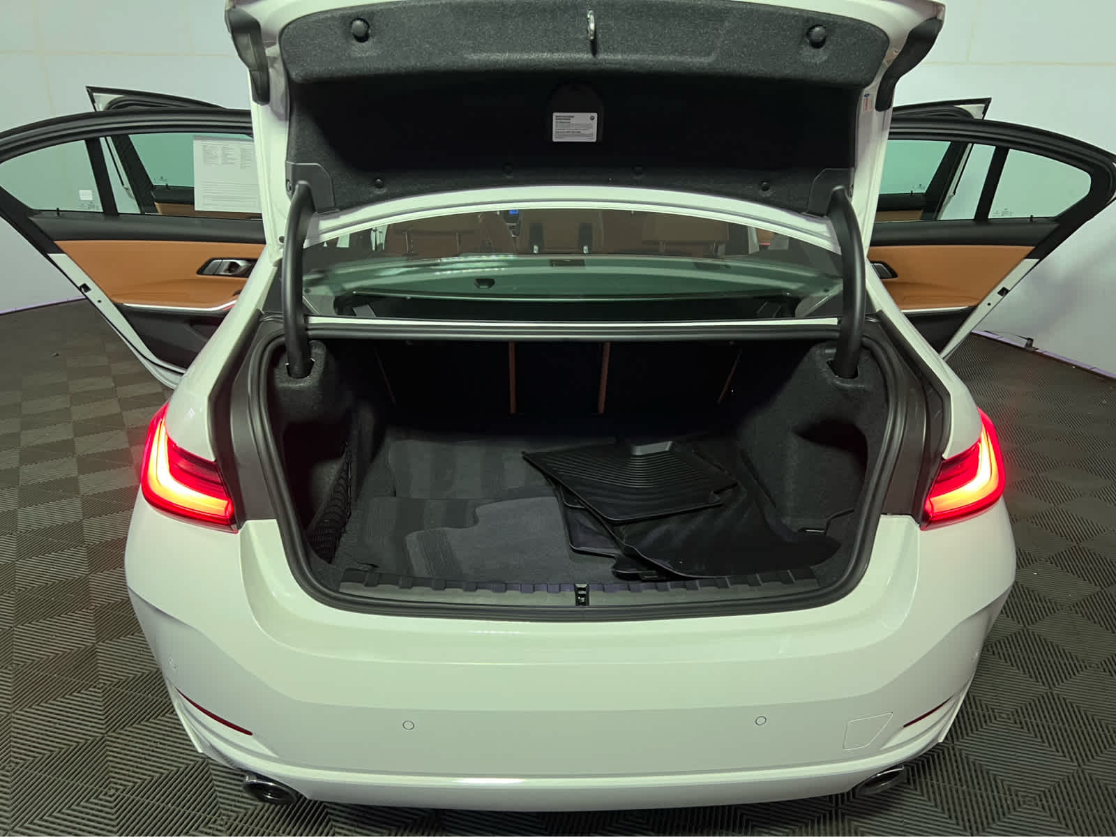 2023 BMW 3 Series 330i xDrive