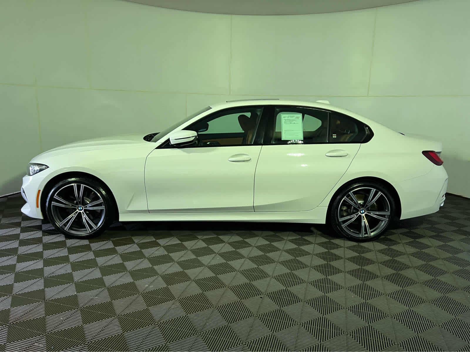 2023 BMW 3 Series 330i xDrive