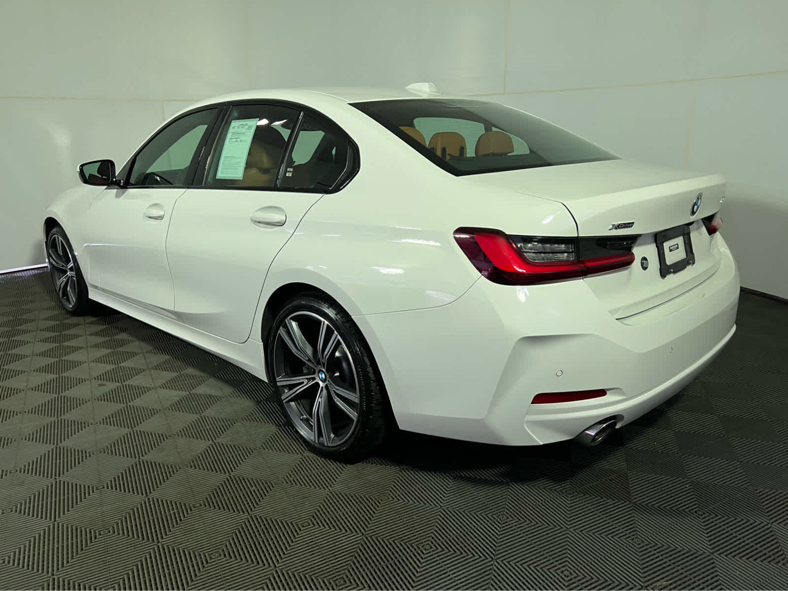 2023 BMW 3 Series 330i xDrive