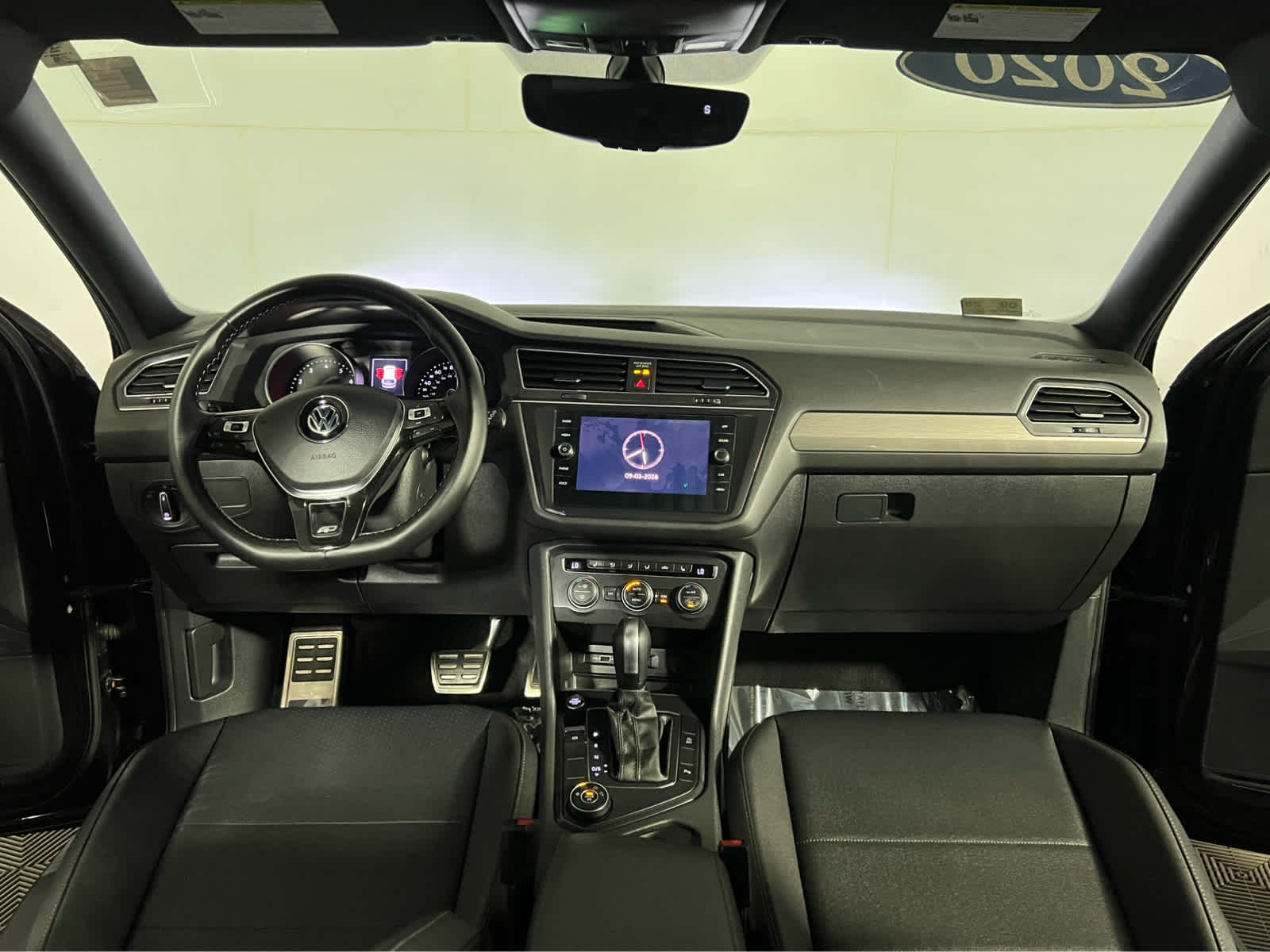 2020 Volkswagen Tiguan SE R-Line Black