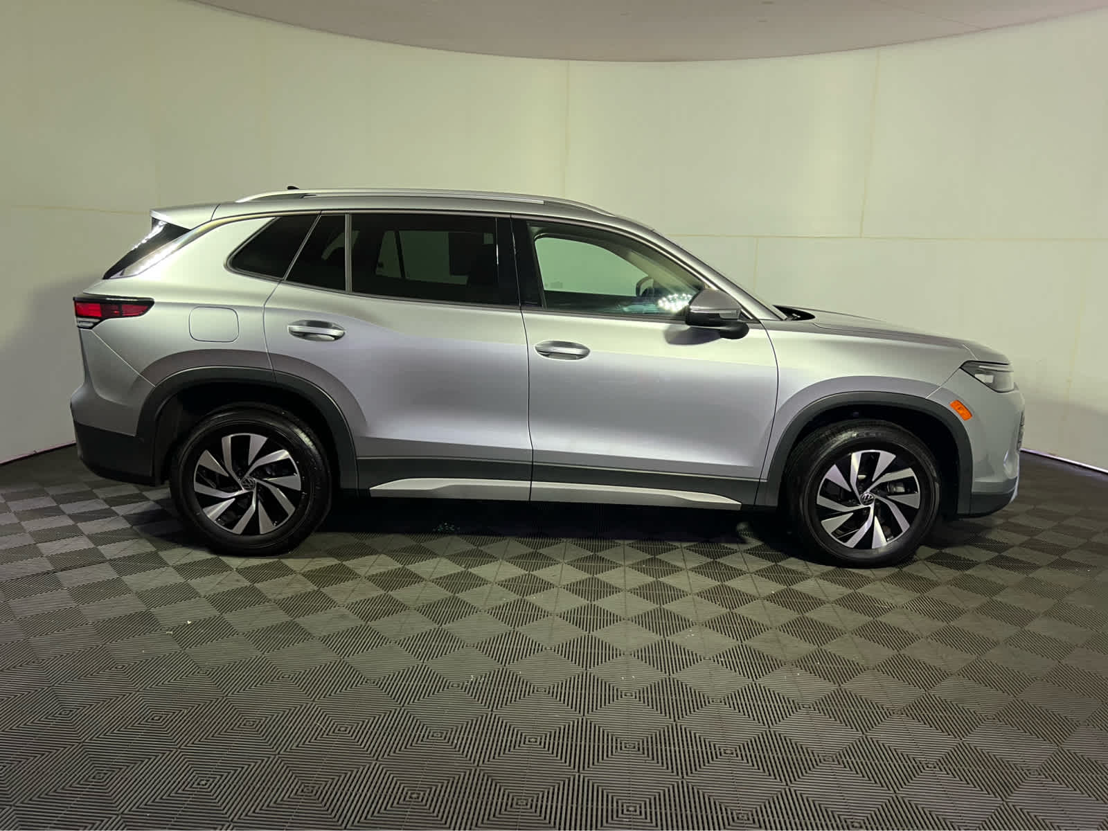 2025 Volkswagen Tiguan S