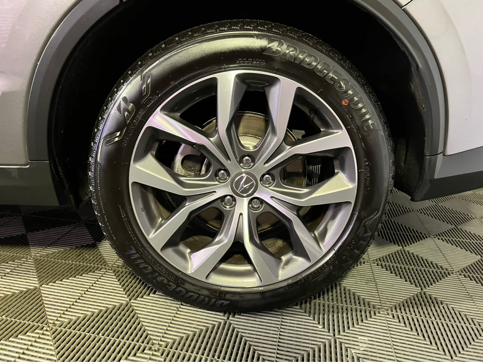 2024 Acura MDX SH-AWD TECH