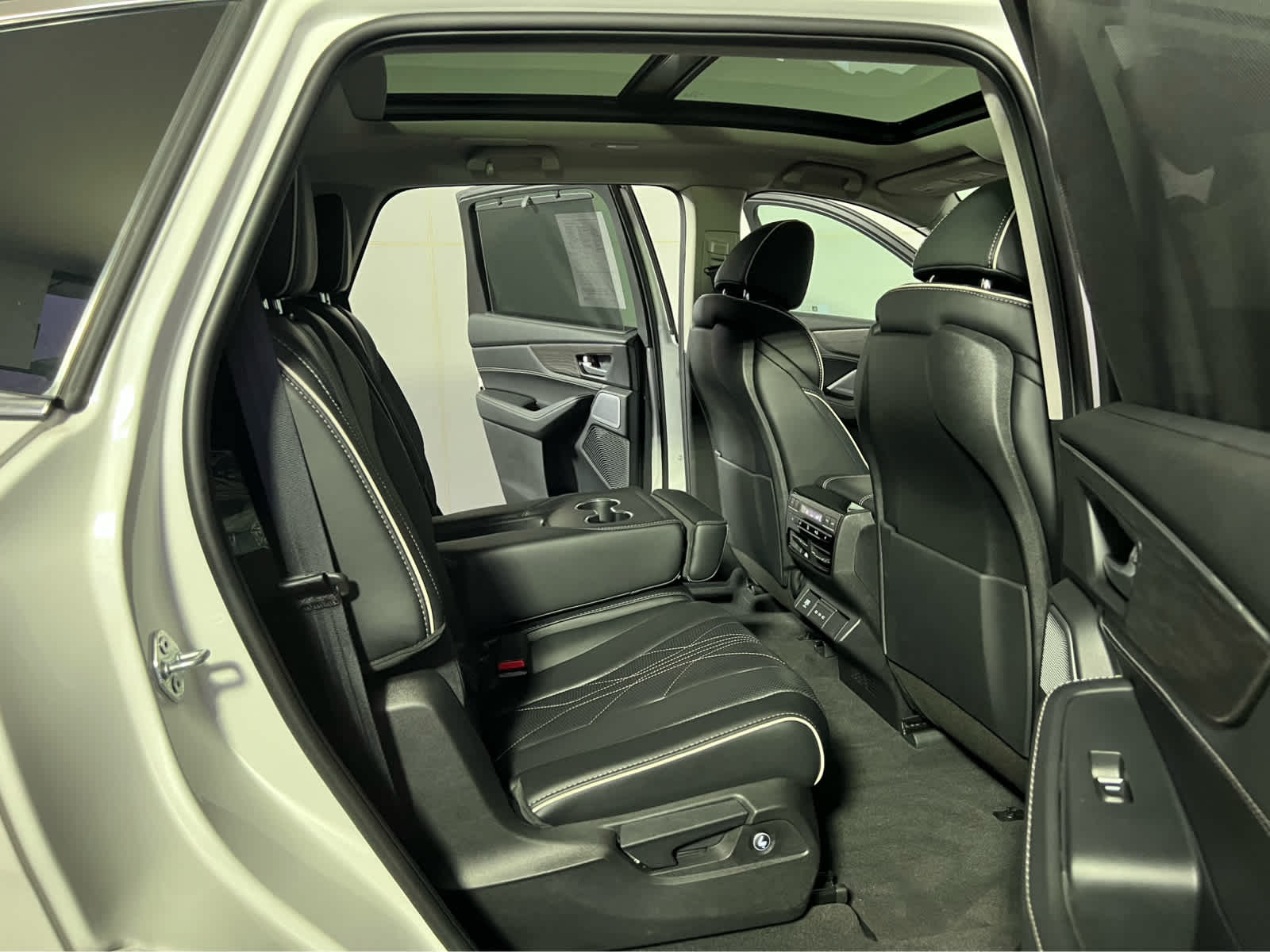 2026 Acura MDX w/Advance Package