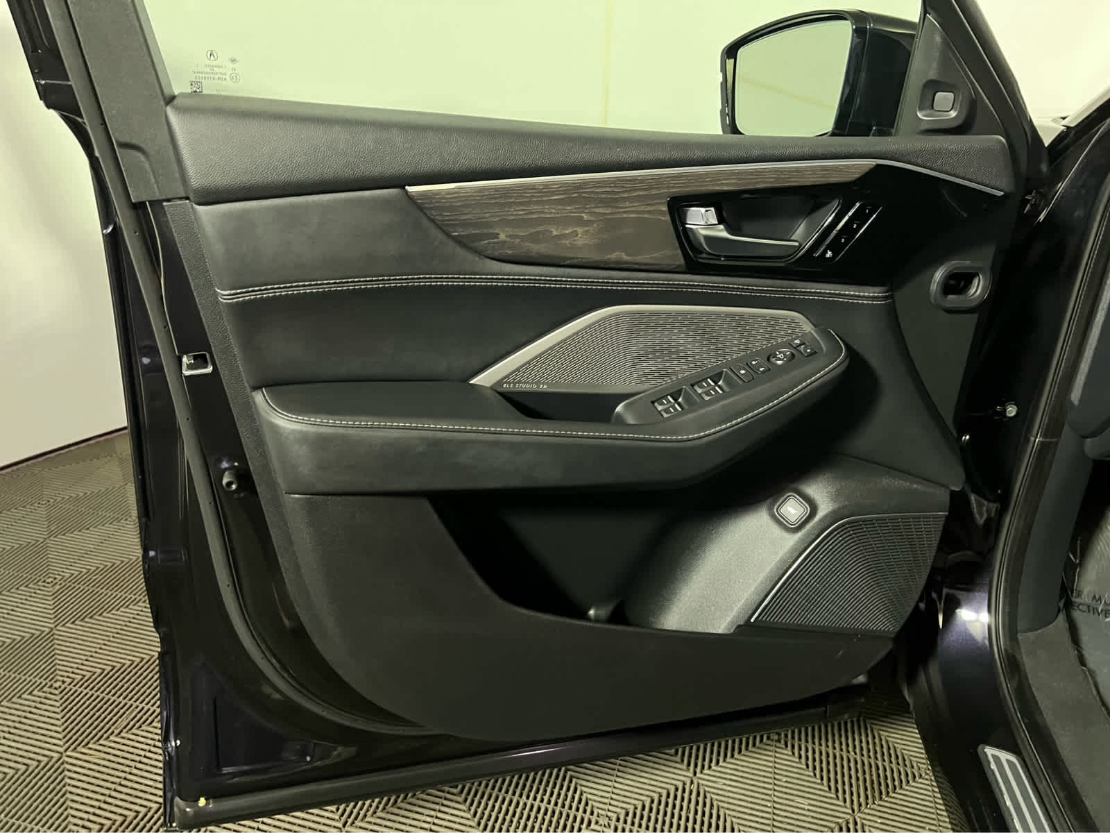 2023 Acura MDX SH-AWD ADVANCE