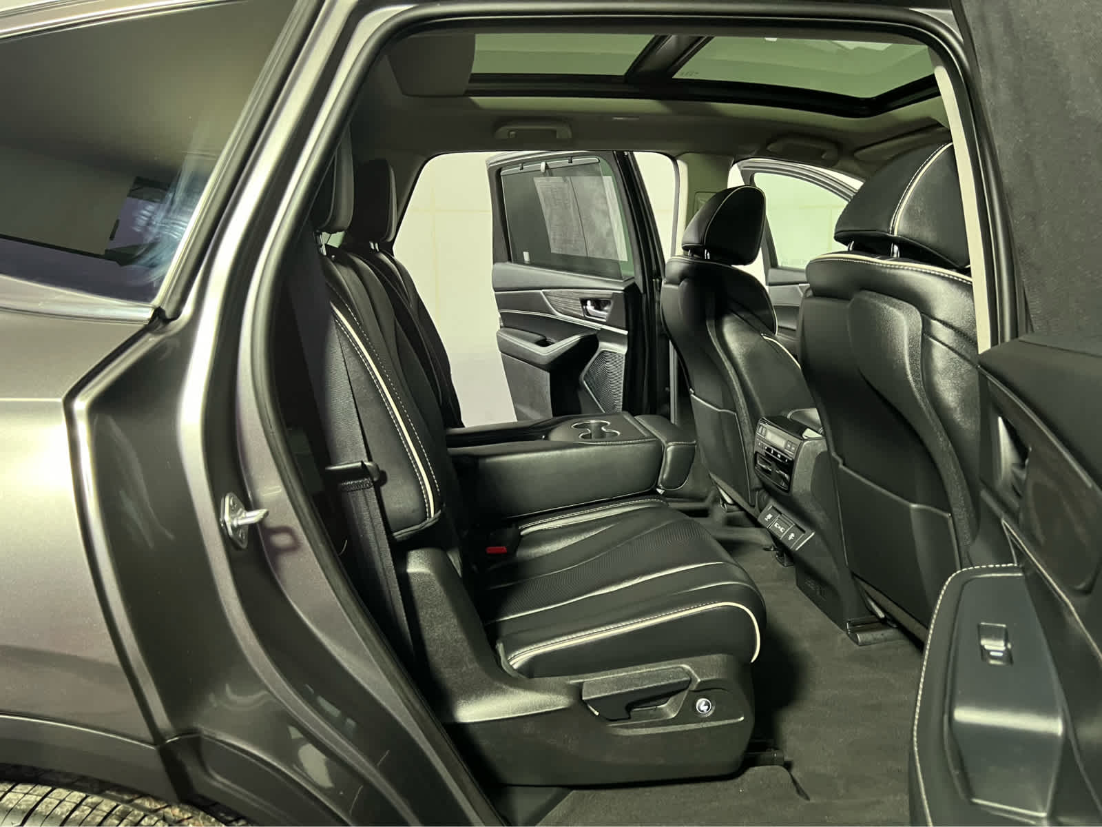 2023 Acura MDX SH-AWD ADVANCE