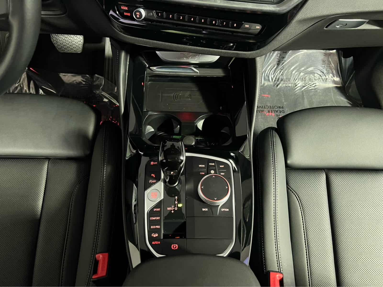 2025 BMW X4 xDrive30i