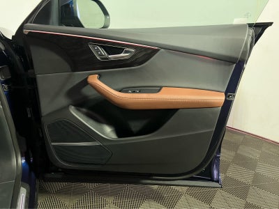 2023 Audi Q8 Premium Plus