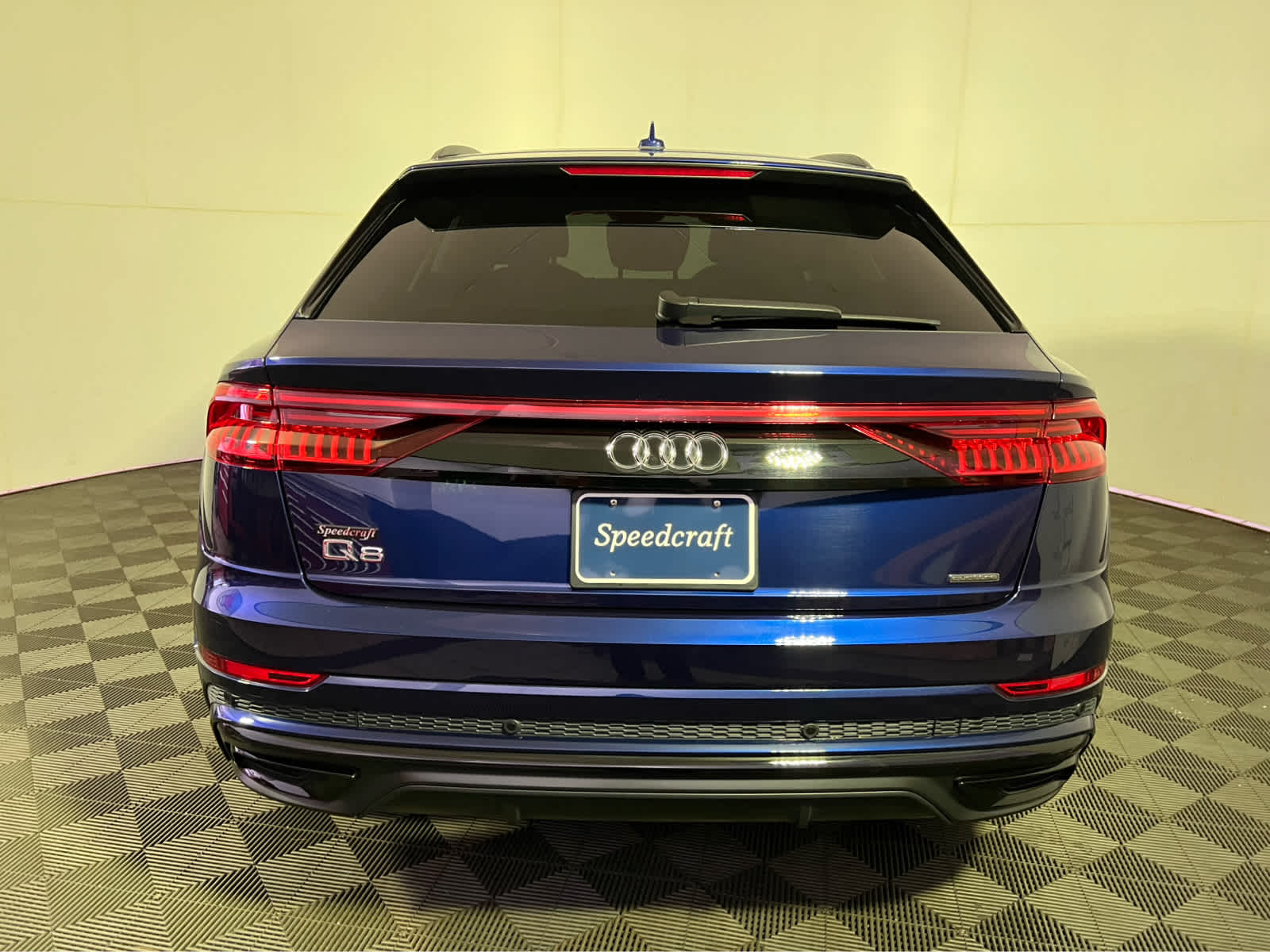 2023 Audi Q8 Premium Plus