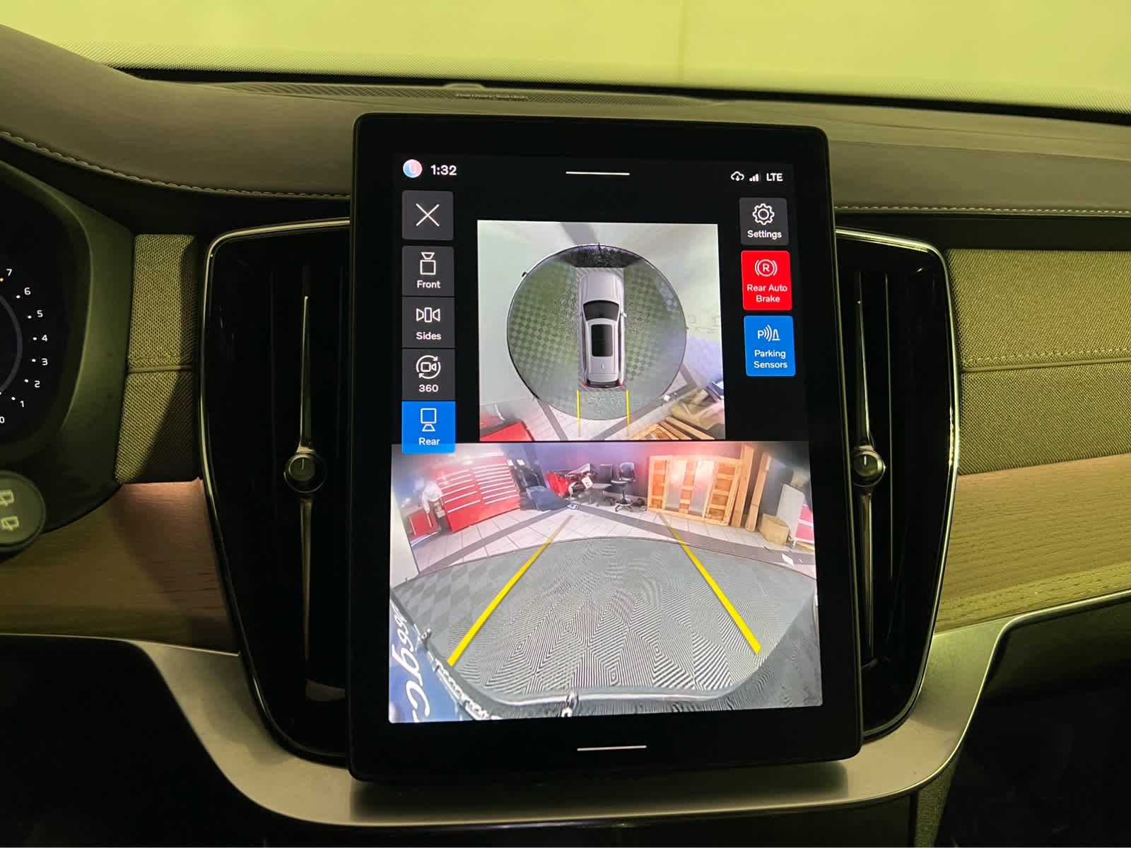 2025 Volvo XC90 Plus