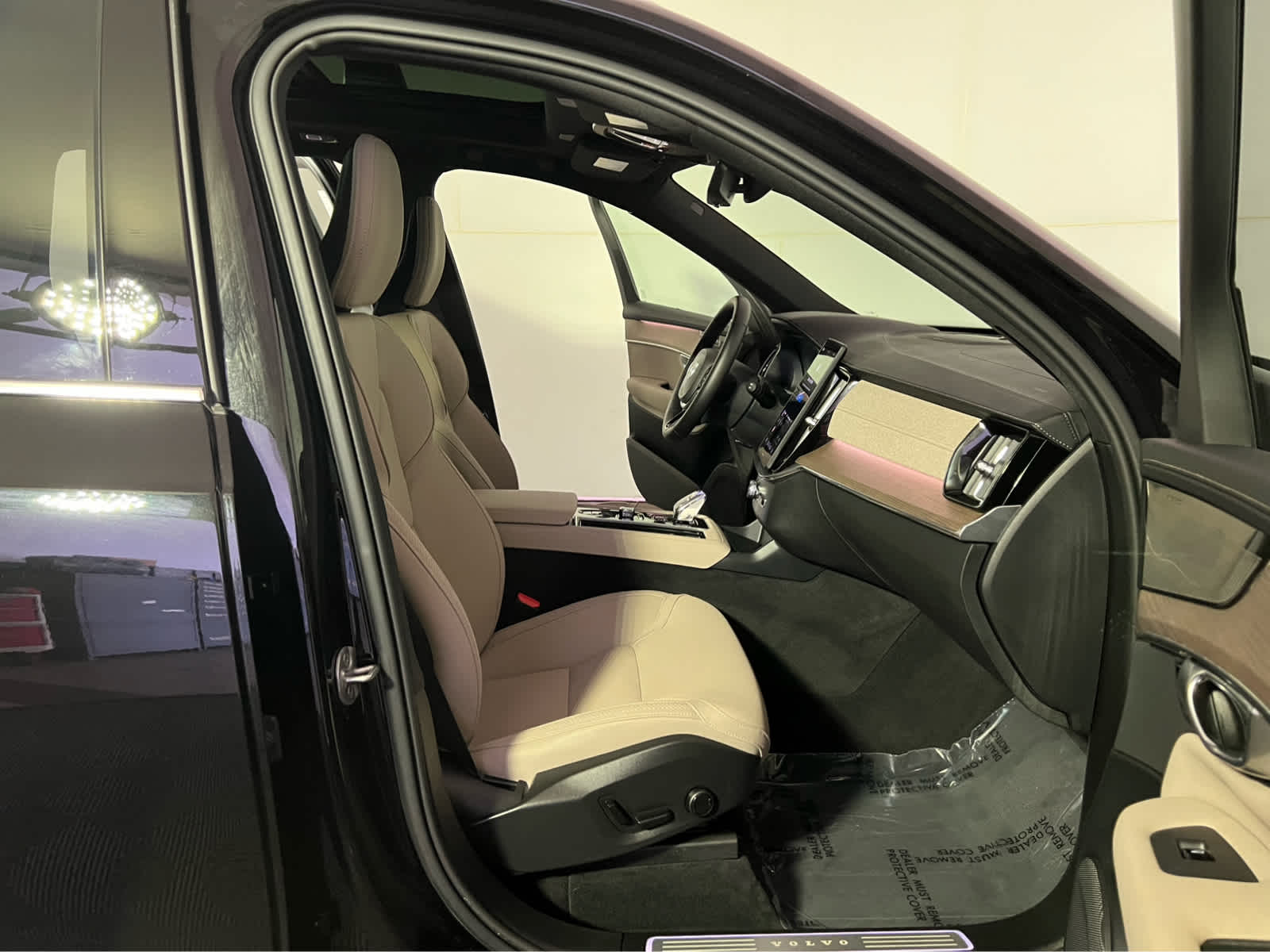 2025 Volvo XC90 Plus