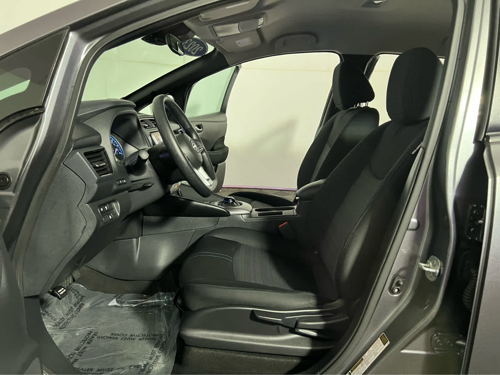 2023 Nissan LEAF S