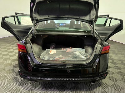 2026 Nissan Altima SR Midnight Edition®