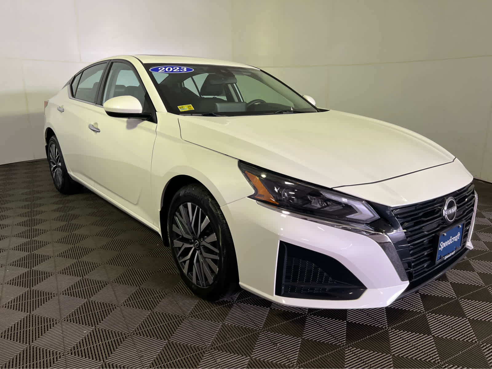 2023 Nissan Altima SV