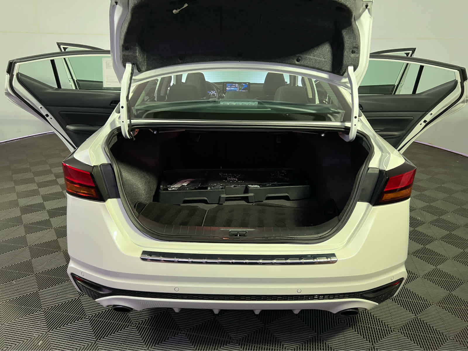 2023 Nissan Altima SV