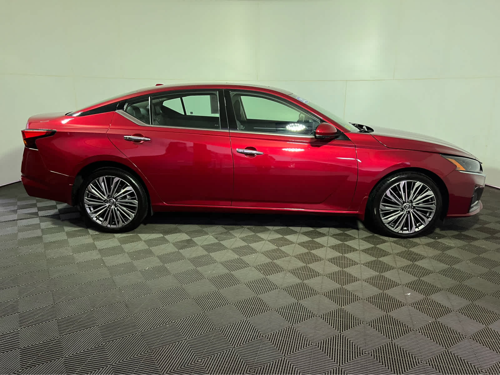 2023 Nissan Altima SL