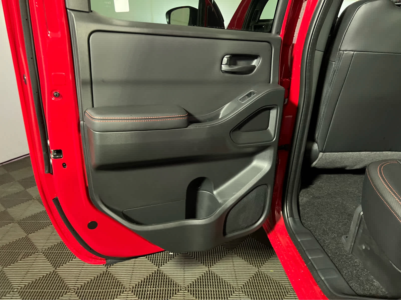 2027 Nissan Frontier Crew Cab PRO-4X®