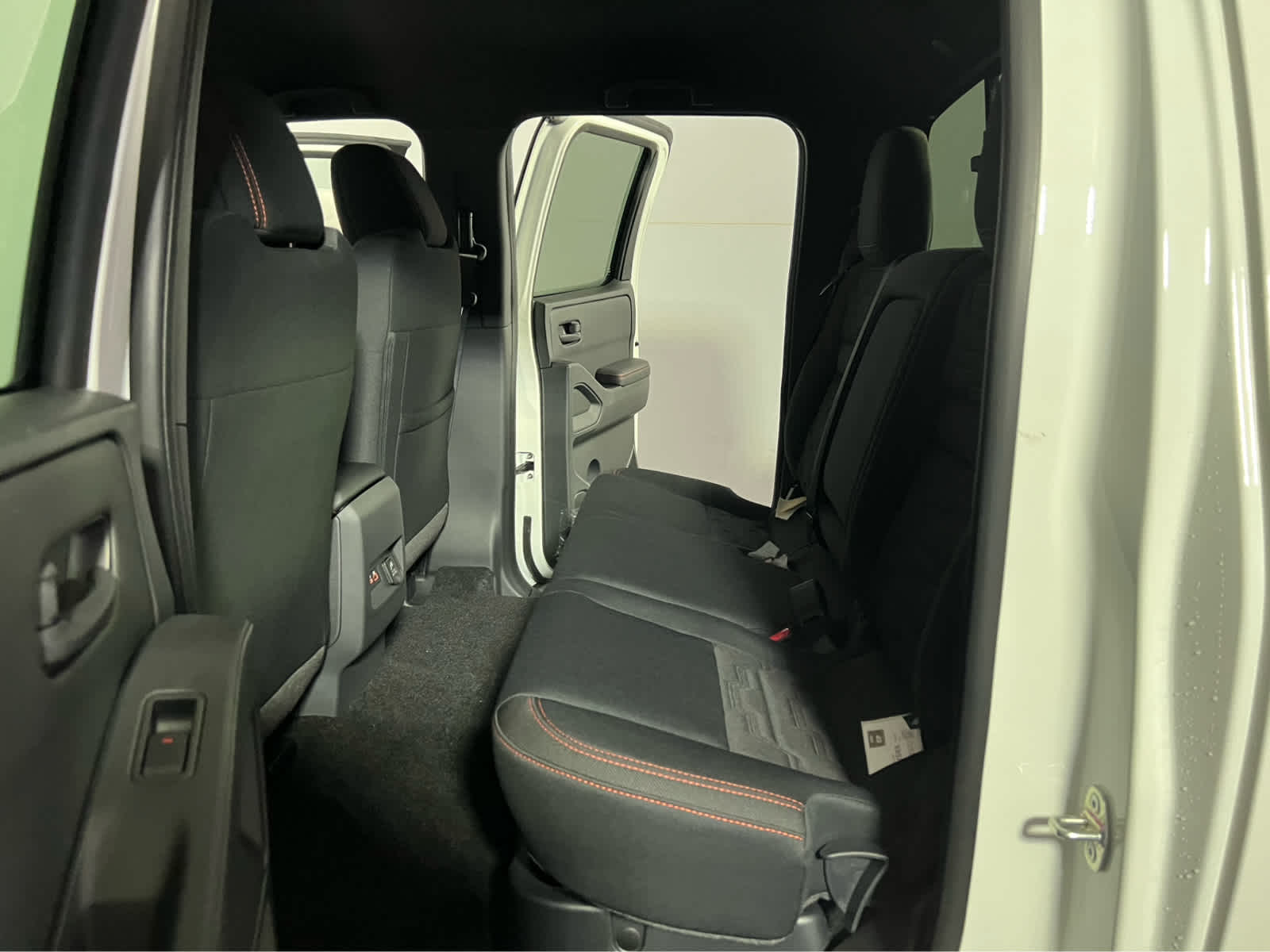 2027 Nissan Frontier Crew Cab PRO-4X®