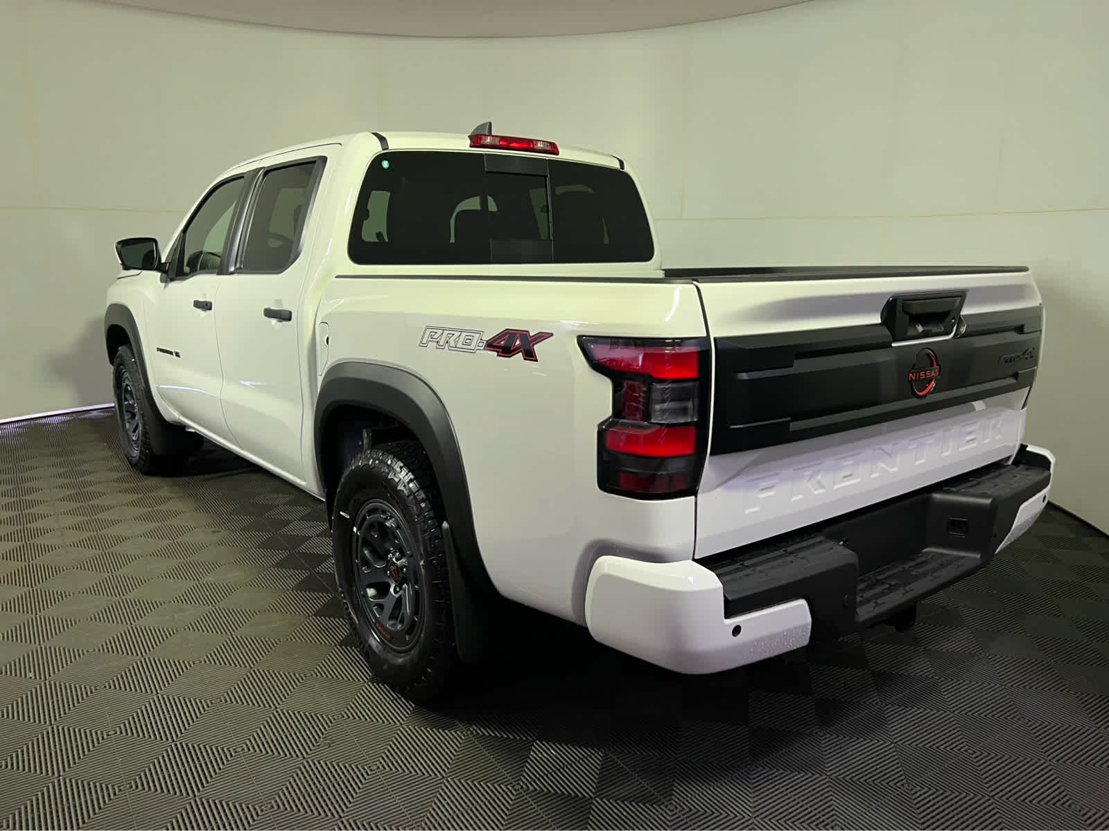 2027 Nissan Frontier Crew Cab PRO-4X®