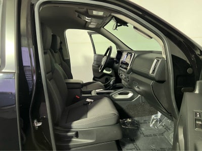 2025 Nissan Frontier Crew Cab SV