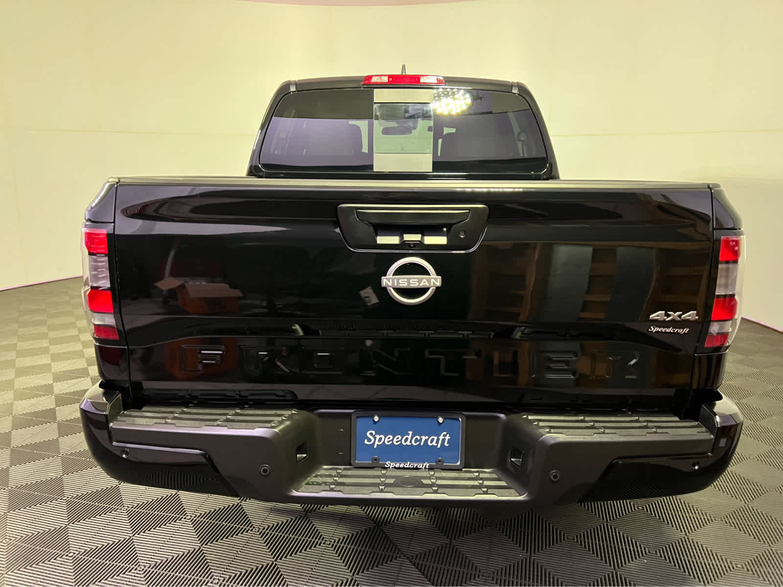2025 Nissan Frontier Crew Cab SV