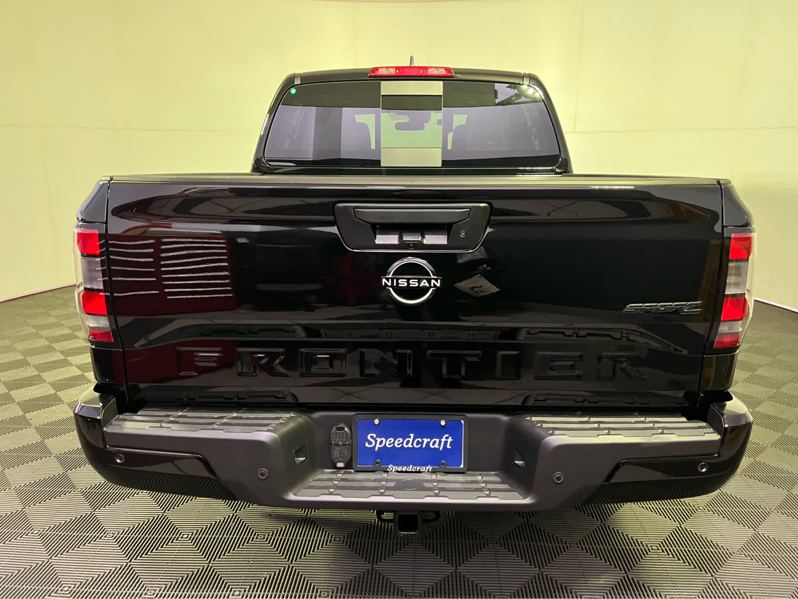 2027 Nissan Frontier Crew Cab SV