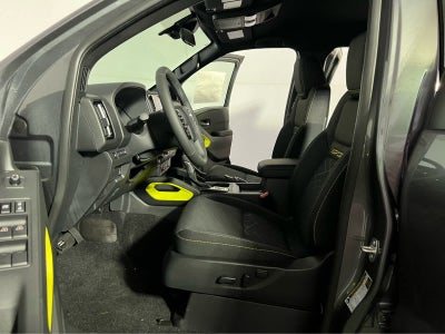 2027 Nissan Frontier Crew Cab SV