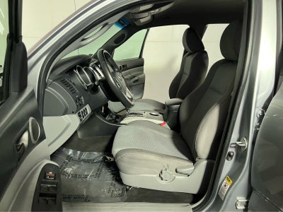 2015 Toyota Tacoma 4WD Double Cab V6 AT (Natl)