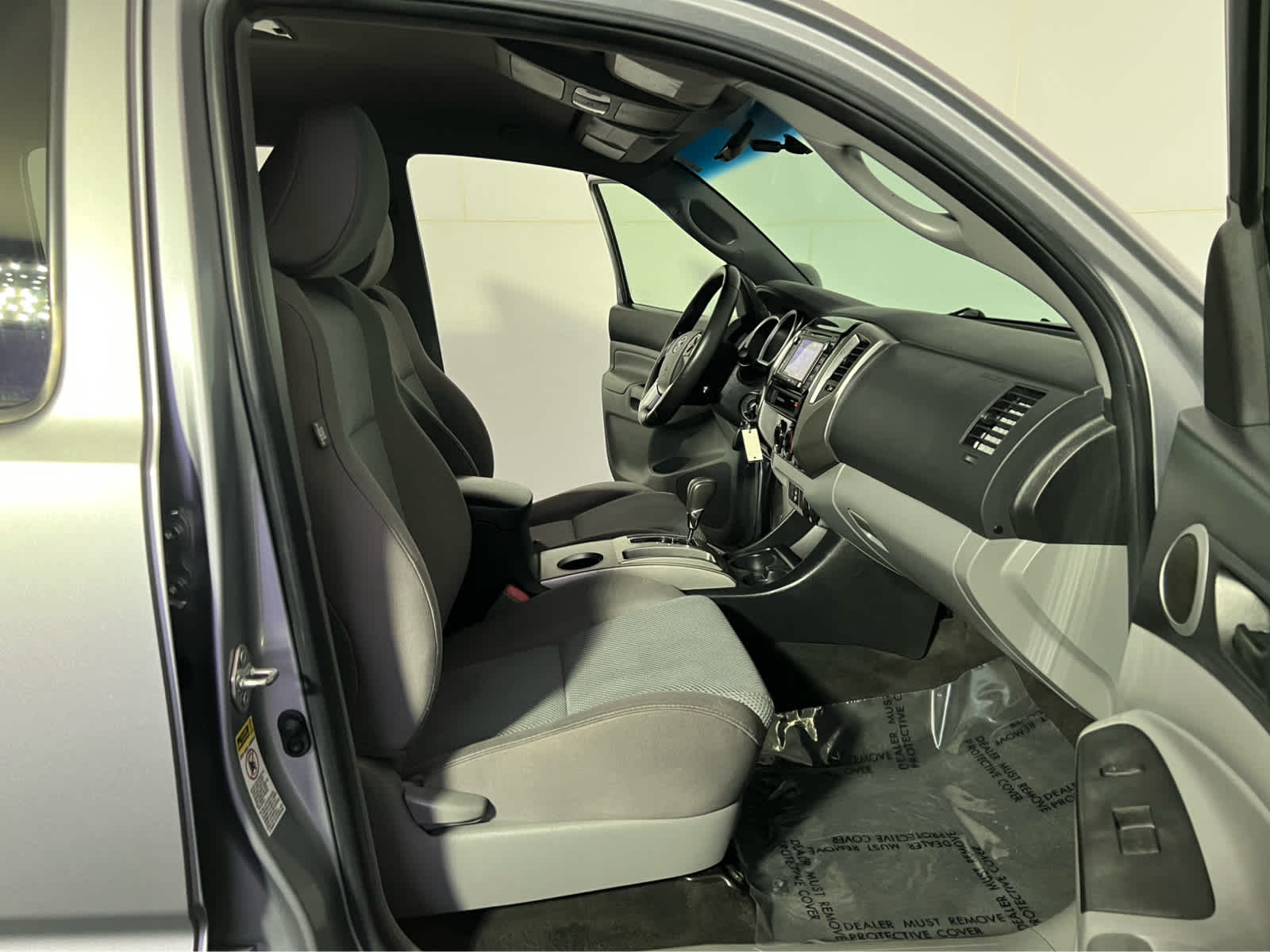 2015 Toyota Tacoma 4WD Double Cab V6 AT (Natl)