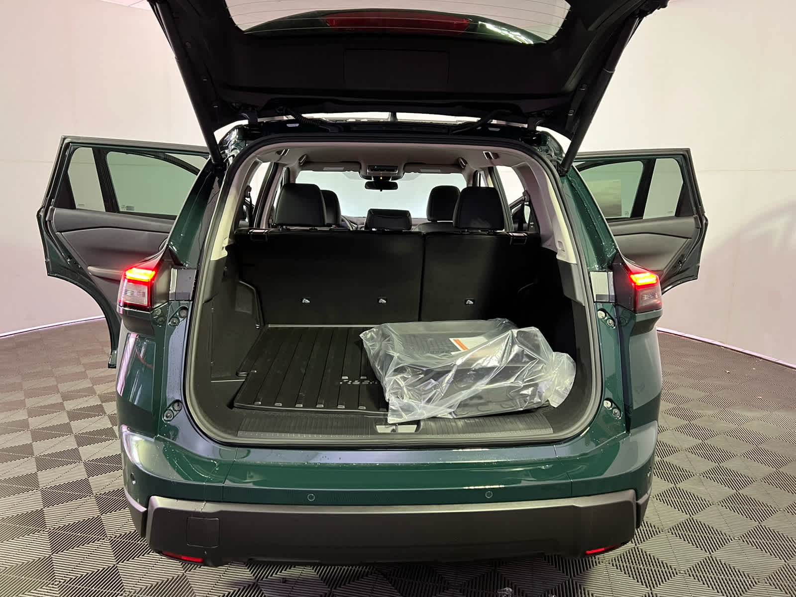 2026 Nissan Rogue Rock Creek®