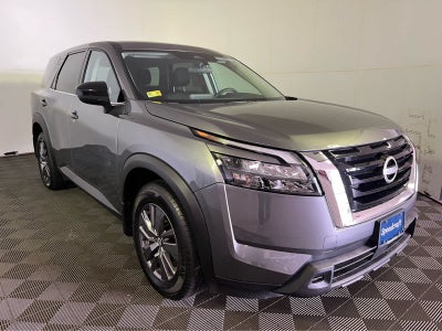 2023 Nissan Pathfinder S