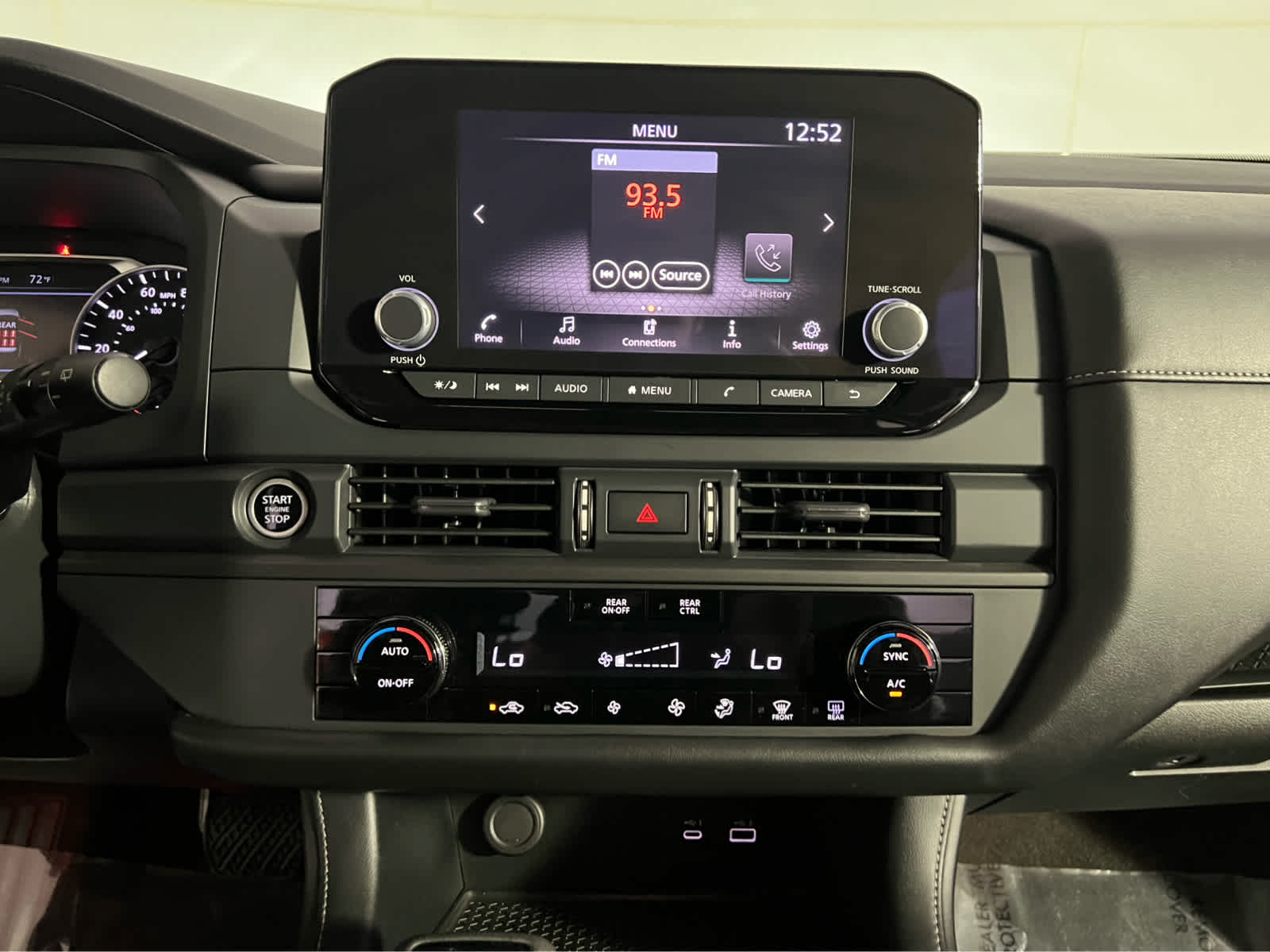 2023 Nissan Pathfinder S