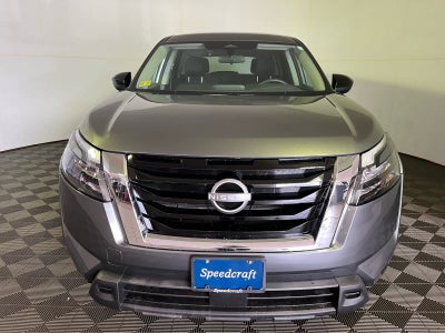 2023 Nissan Pathfinder S