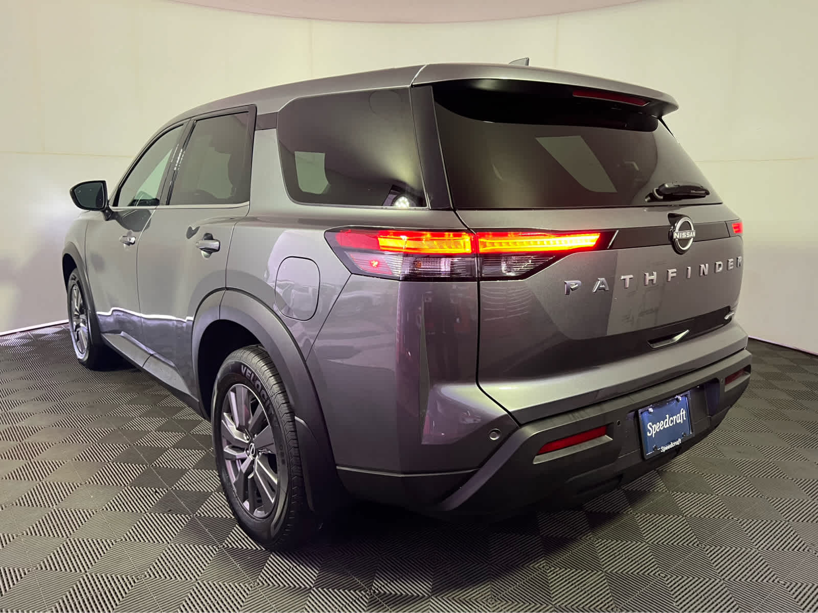 2023 Nissan Pathfinder S