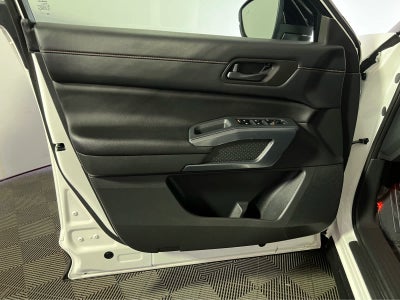 2024 Nissan Pathfinder Rock Creek®