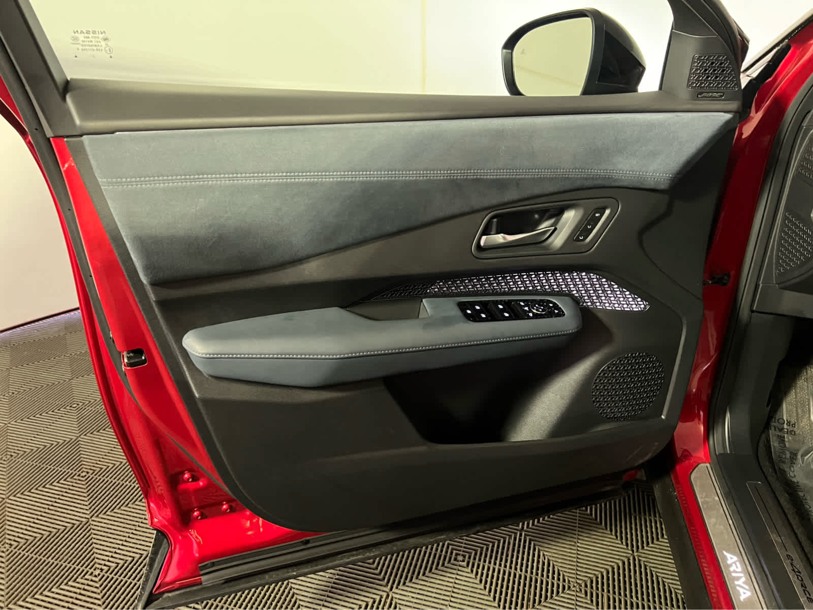 2023 Nissan ARIYA PLATINUM+