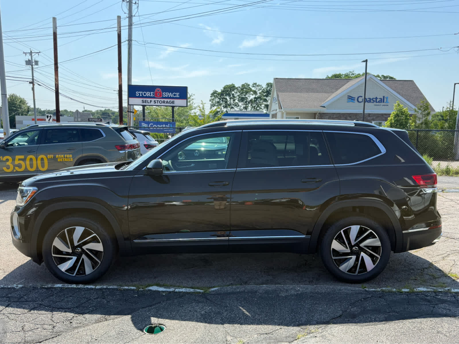 2026 Volkswagen Atlas 2.0T SEL