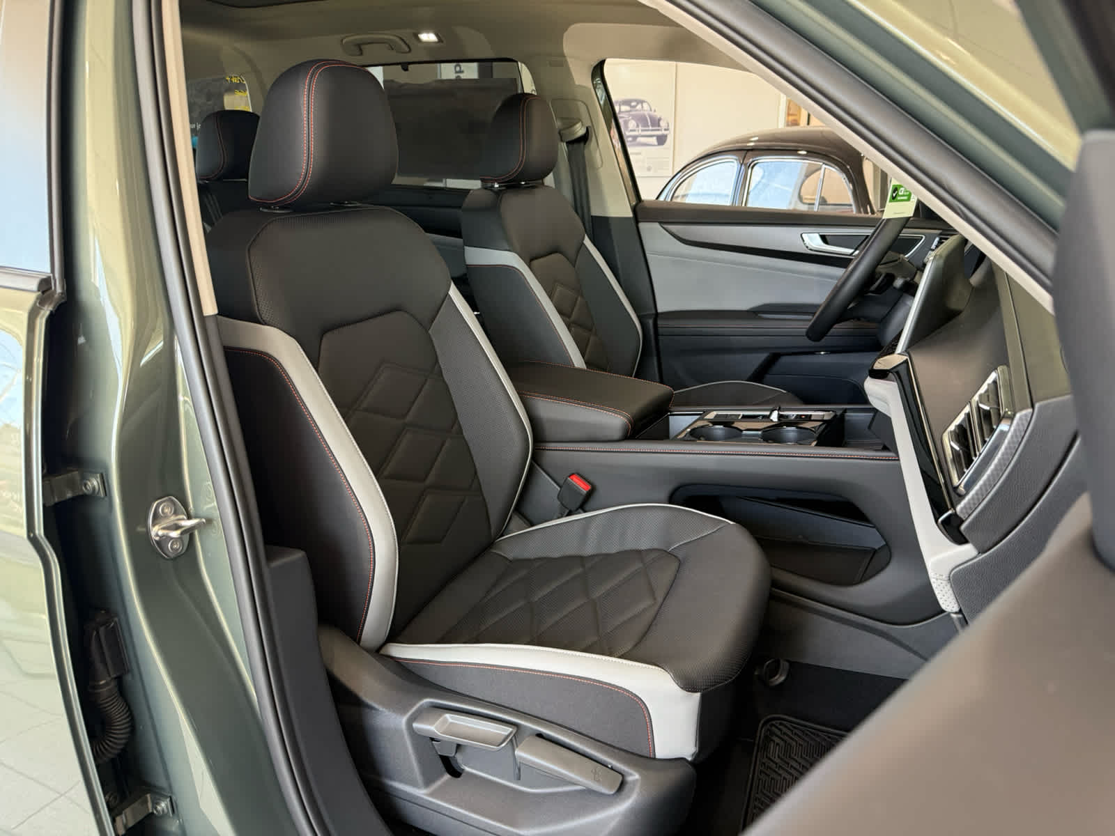 2026 Volkswagen Atlas 2.0T Peak Edition
