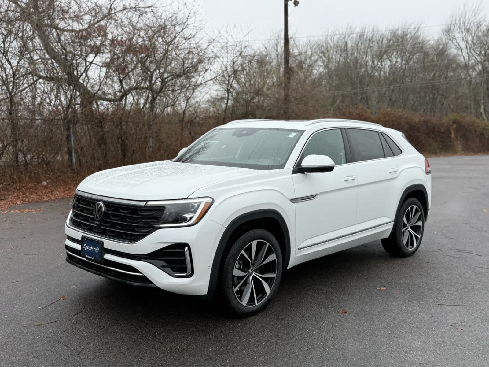 2026 Volkswagen Atlas Cross Sport 2.0T SEL Premium R-Line