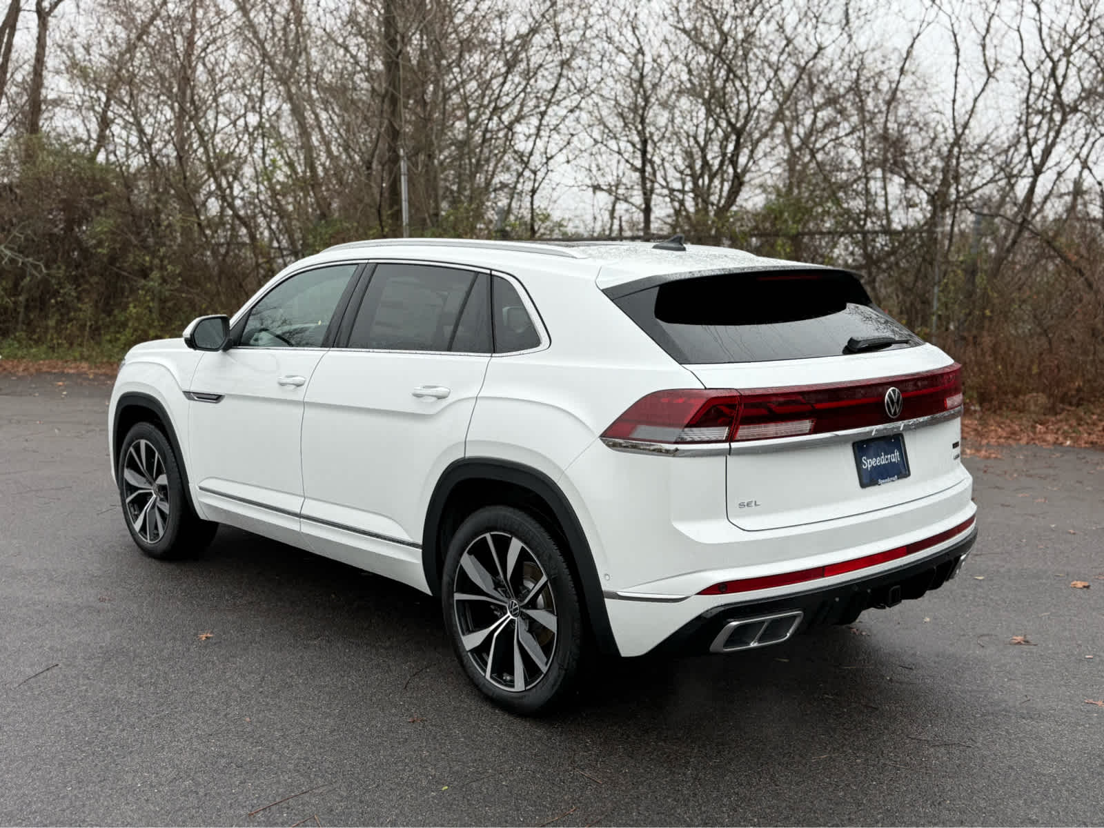 2026 Volkswagen Atlas Cross Sport 2.0T SEL Premium R-Line