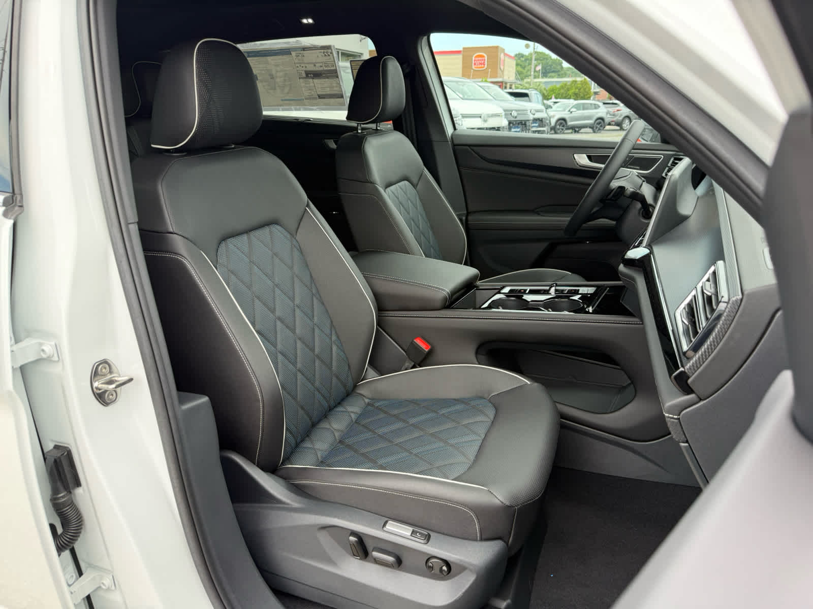 2026 Volkswagen Atlas Cross Sport 2.0T SEL Premium R-Line