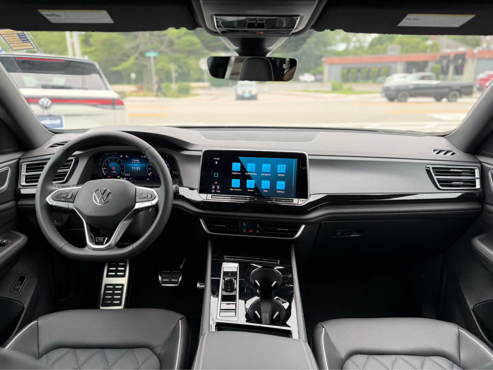 2026 Volkswagen Atlas Cross Sport 2.0T SEL Premium R-Line