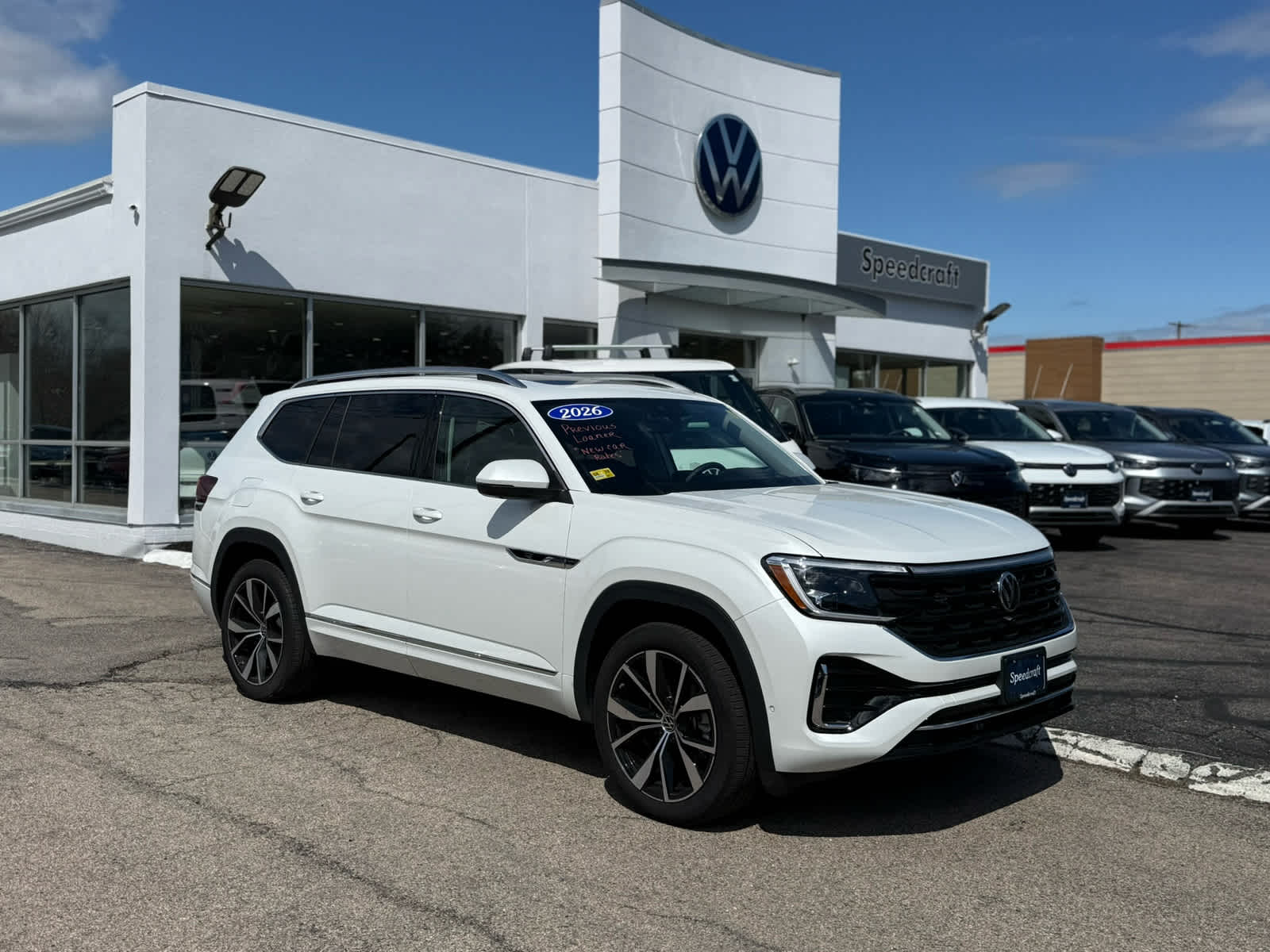 2026 Volkswagen Atlas 2.0T SEL Premium R-Line