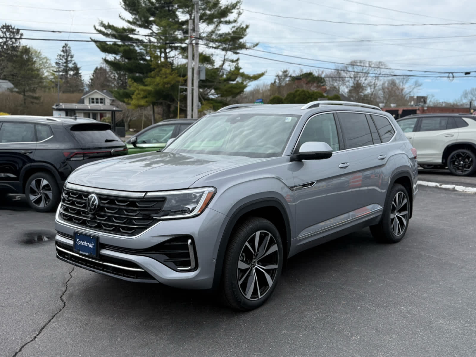 2026 Volkswagen Atlas 2.0T SEL Premium R-Line