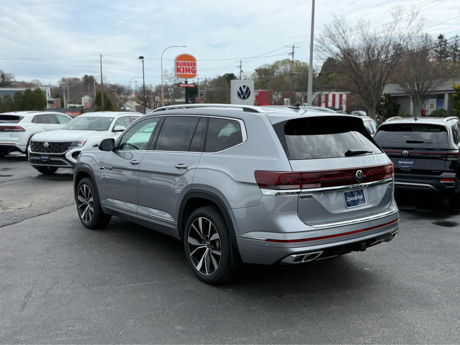 2026 Volkswagen Atlas 2.0T SEL Premium R-Line
