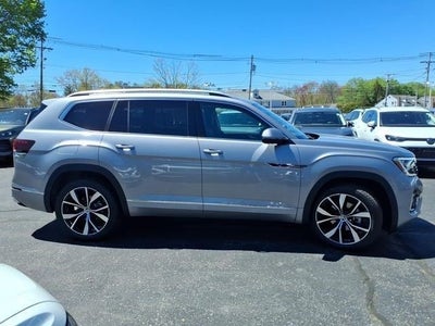 2026 Volkswagen Atlas 2.0T SEL Premium R-Line
