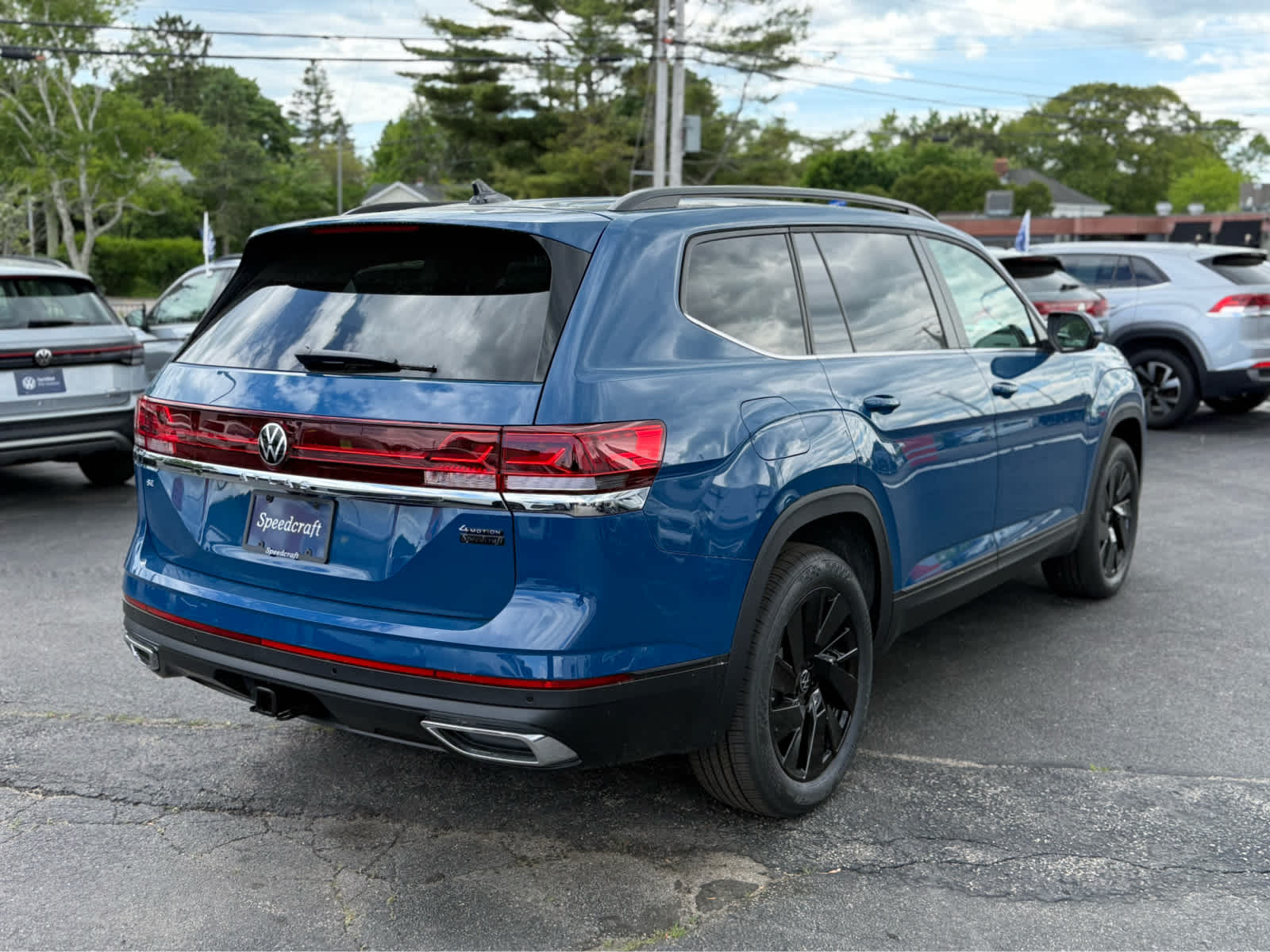 2026 Volkswagen Atlas 2.0T SE w/Technology