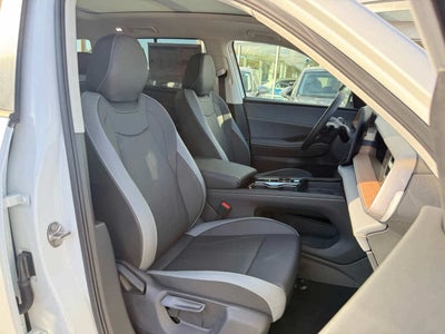 2027 Volkswagen Atlas 2.0T SE w/ Technology